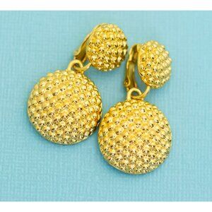 Vintage Gold Tone Raspberry Clip On Earrings by Avon - E33